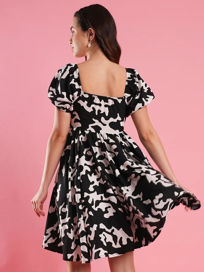 globus Women Printed Puff Sleeve Fit & Flare Dress