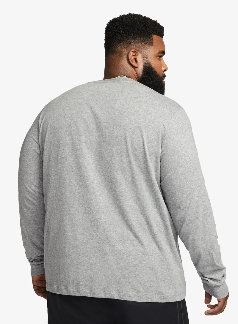 Nike NSW Club T-Shirt