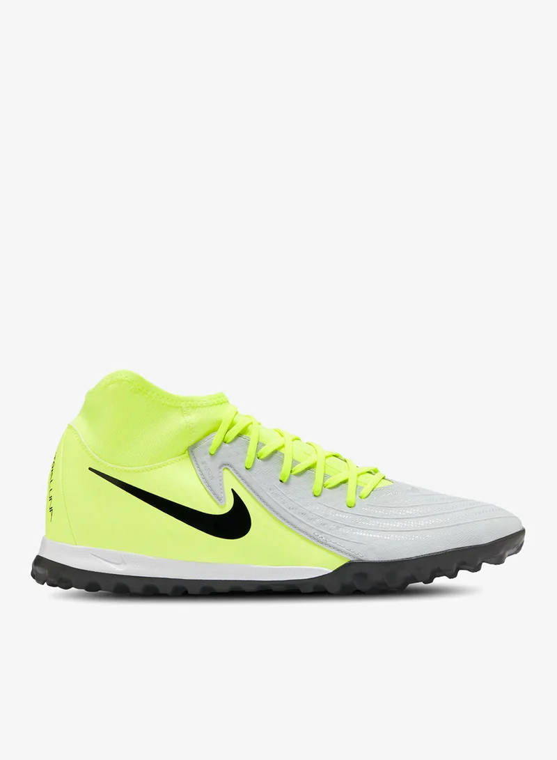 Phantom Luna 2 Academy TF Football Shoes