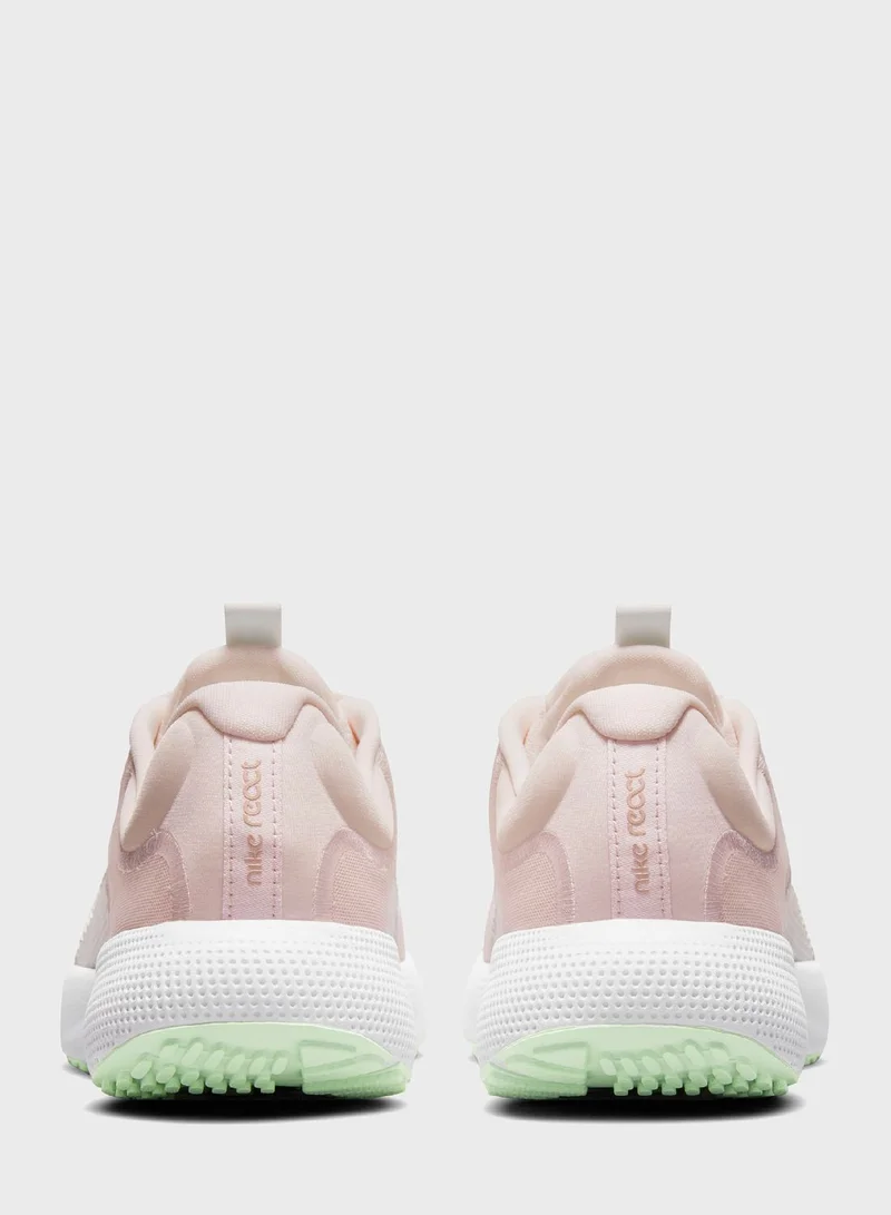 Nike React Escape Rn