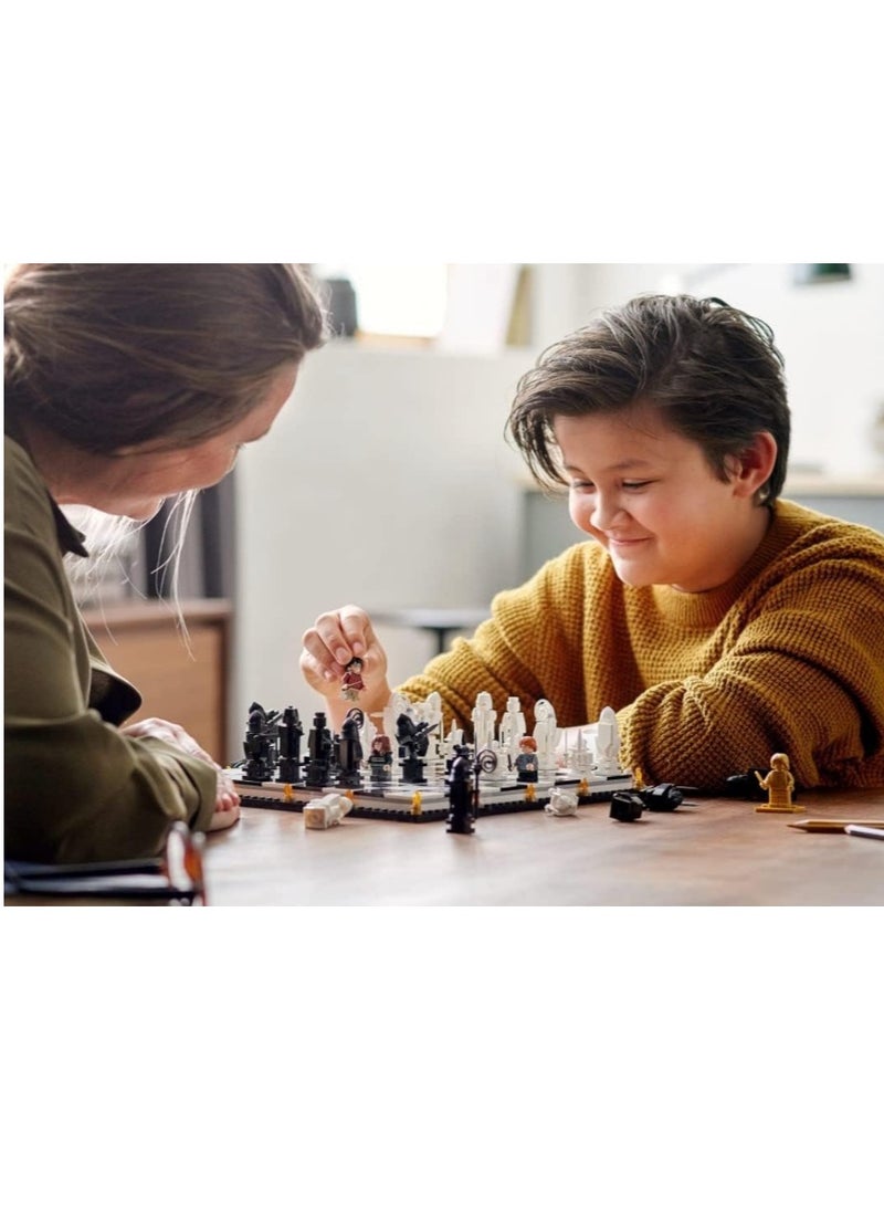 Harry Potter Harry Potter Hogwarts  Magic Chess Building Kit (876 Pieces) - Image 5