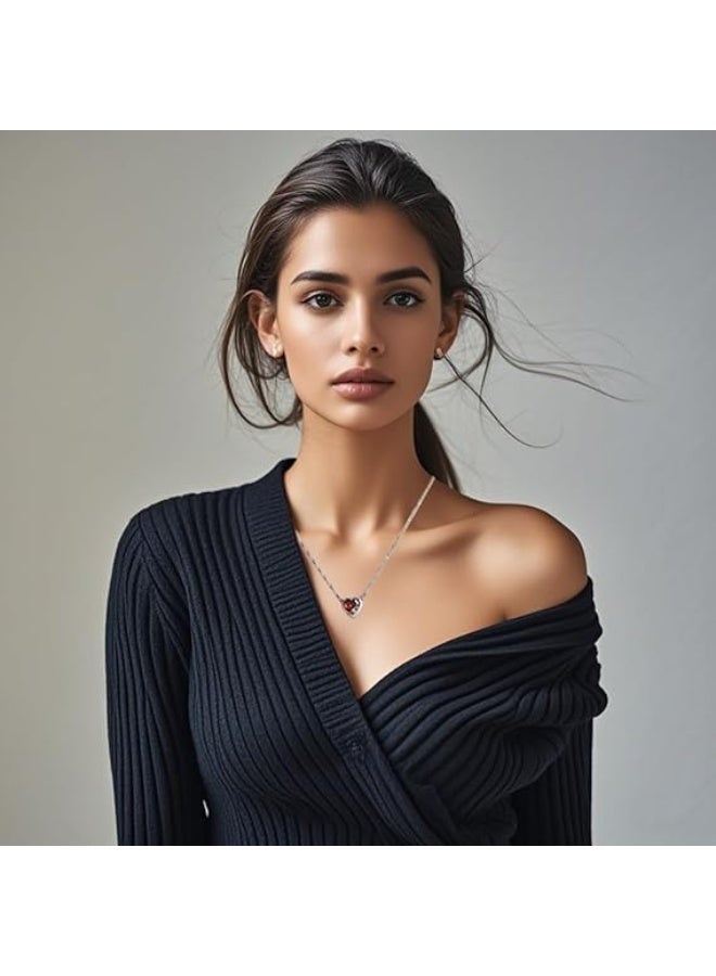 فيروز جوليري قلادة كابلز بتصميم قلب وسيف من الستانلس ستيل عالي الجودة تجمع بين رمزية الحب والقوة في قطعة أنيقة وفريدة، ، مثالية للأزواج والعشاق،من فيروز جوليري. - Image 4