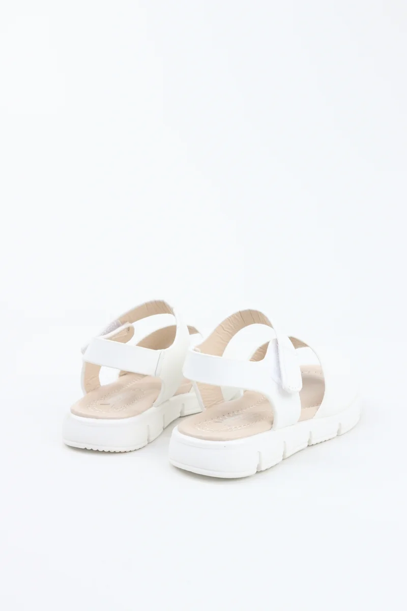 Viny WHITE VINY Girls Casual Sandals – Lightweight Open-Toe Comfort Sandals for Girls, Adjustable Strap Summer Footwear, Everyday Casual Sandals for Kids (Black, Pink, White, Beige) for Women | Best Price UAE