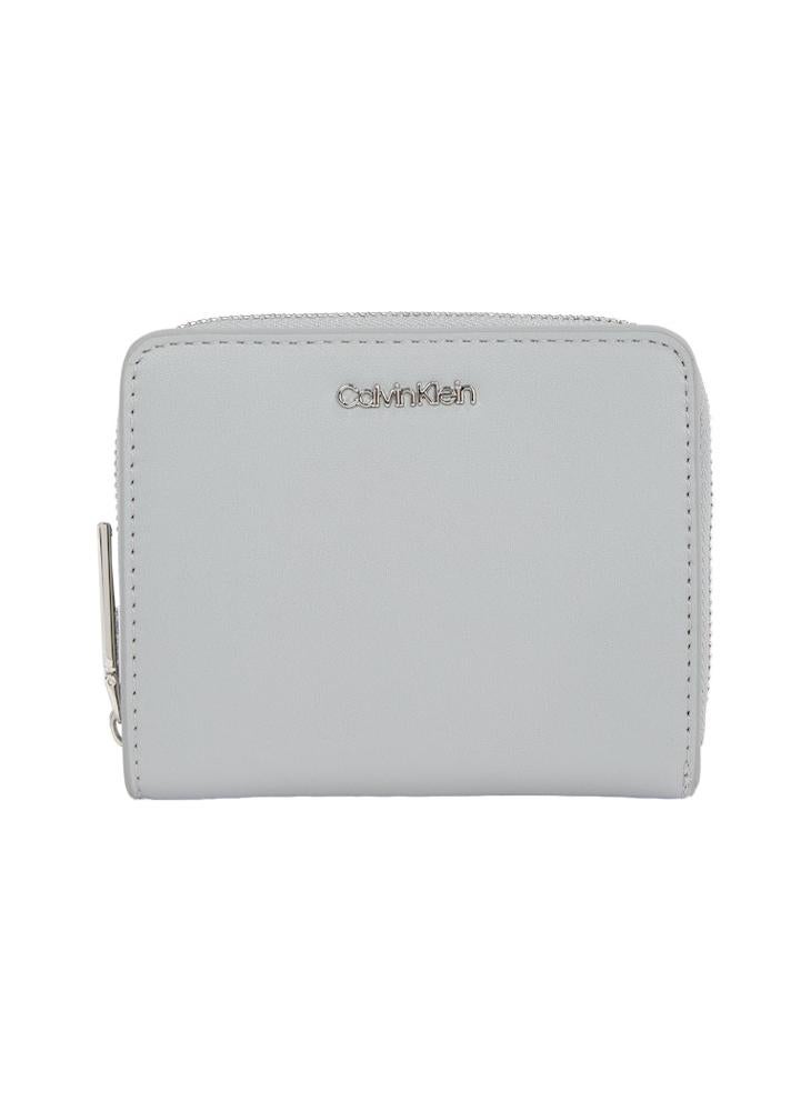 CALVIN KLEIN MEDIUM ZIP WALLET  - Image 1