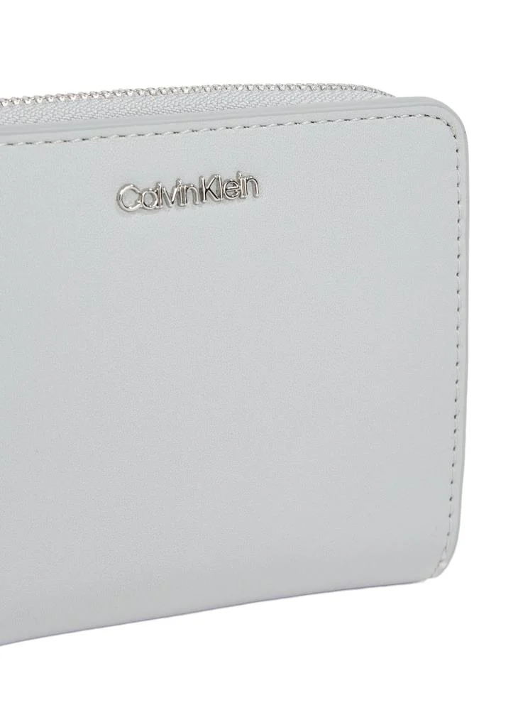 CALVIN KLEIN MEDIUM ZIP WALLET