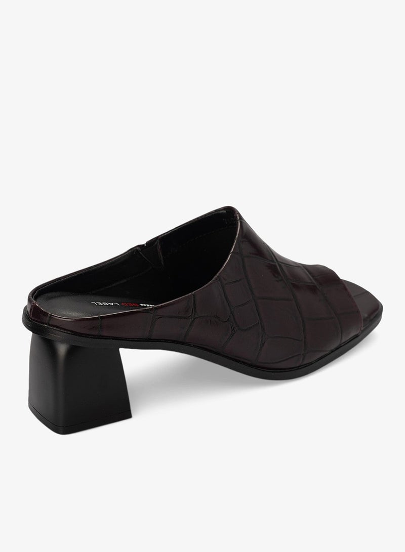 Bata Cut‑Out Block Heel Sandals - Image 3