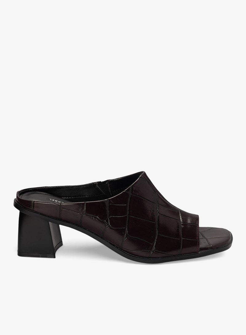 Bata Cut‑Out Block Heel Sandals - Image 1