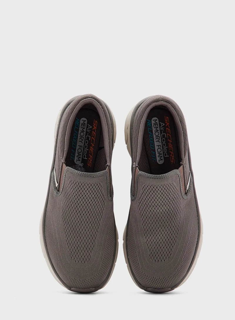 SKECHERS D'Lux Walker 2.0