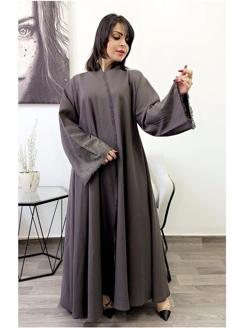 Beautiful Abaya Crystal with Ketan High-Neck Closh Grey - pzsku/Z53EFDAE83CA6450D68FCZ/45/_/1709716598/d0209393-70c9-4a0e-998c-77c46a4e970a