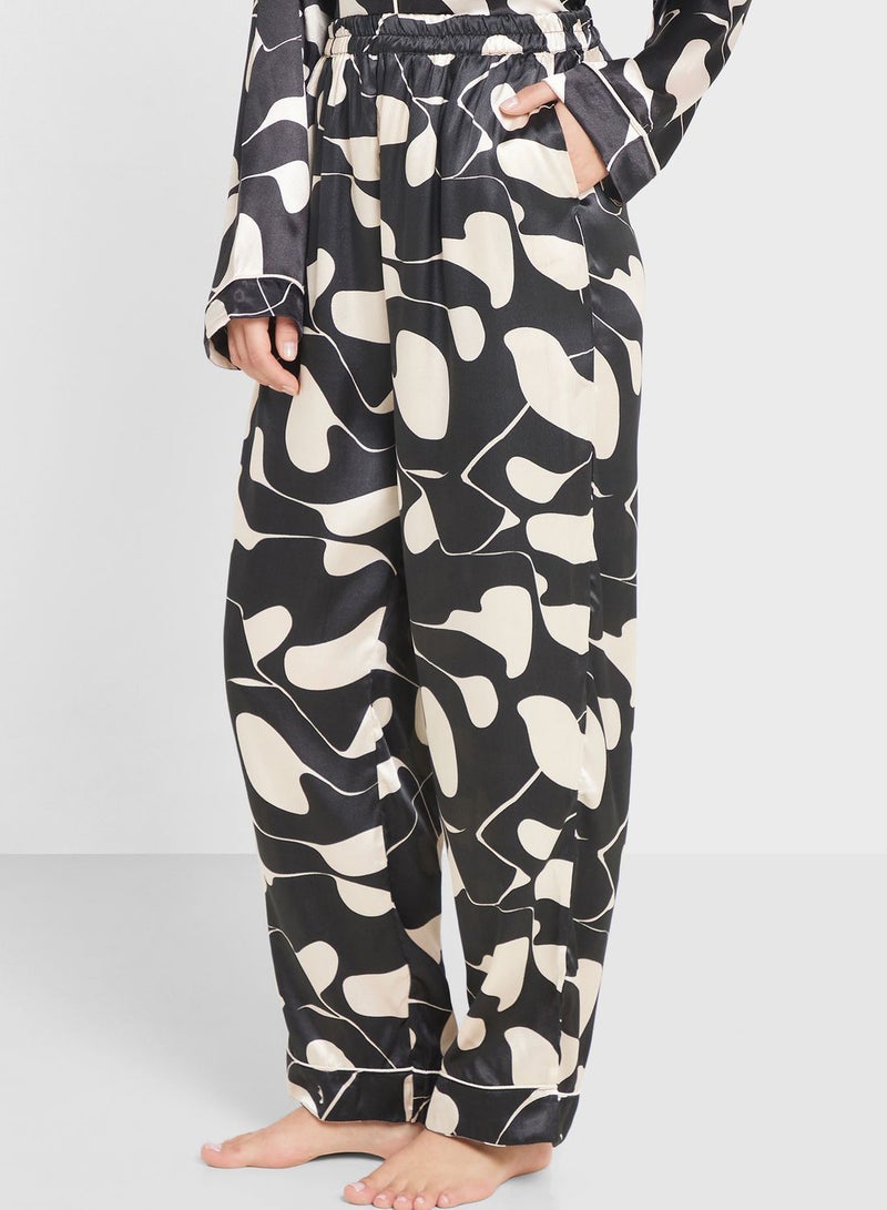 Khizana Satin Pyjama Pant Set - Image 4