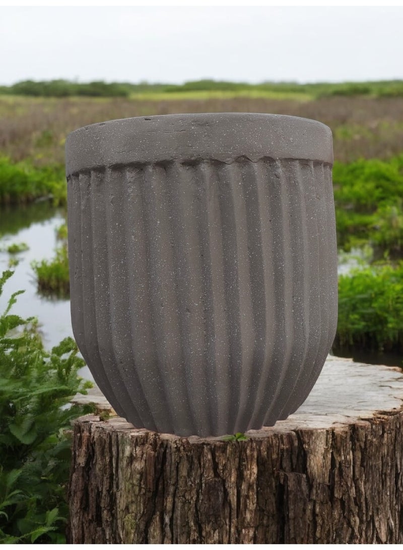 كلور زون بوتري اوعية للمنزل الداخلية والخارجية هيكل متين وقوي، مثالية لنباتاتك الكبيرة تمنع تغير اللون والتشقق الناتج عن التعرض لأشعة الشمس مقاوم للماء واشعة الشمس وعوامل الجو، فايبر30   cm - كافيه - Image 2