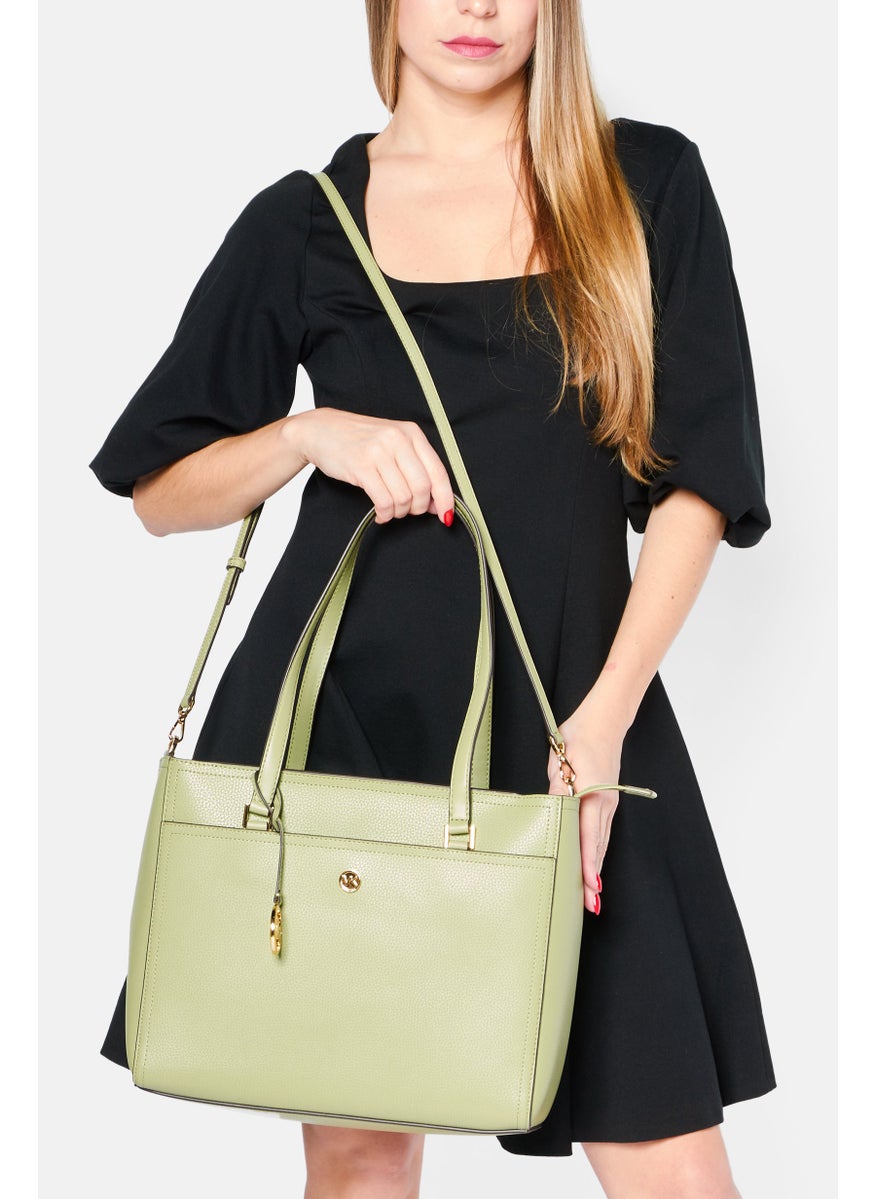 Michael Kors - حقيبة كتف نسائية بشعار العلامة التجارية 34 طول × 28 ارتفاع × 10 عرض، أخضر حكيم - Image 1