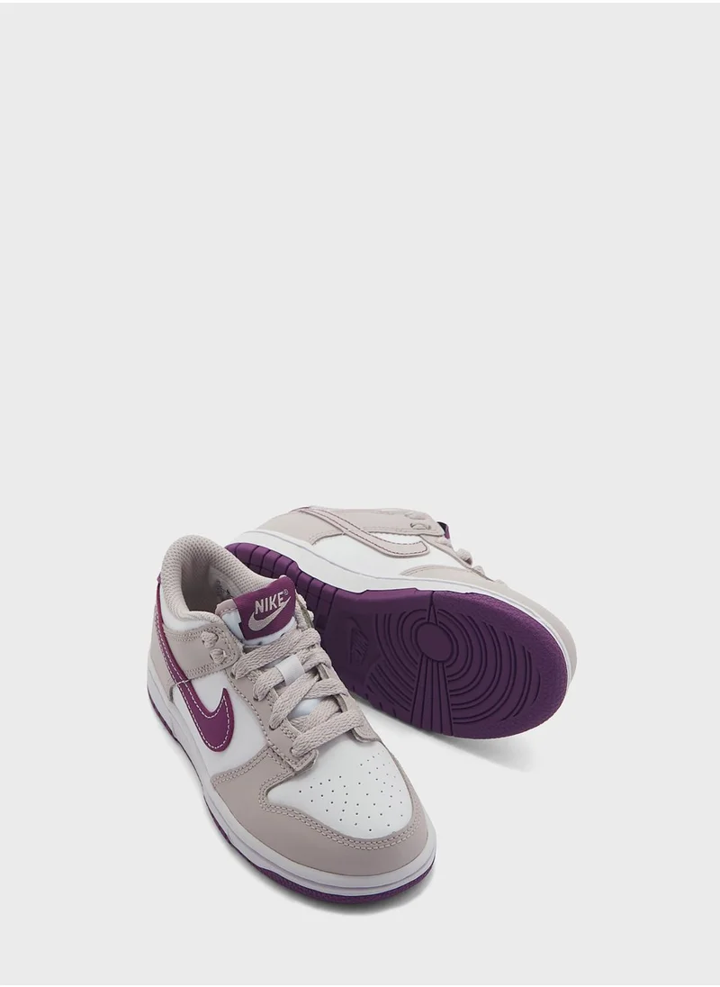Nike Dunk Low