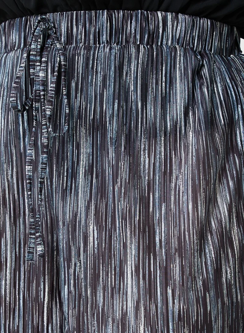 Ginger Plus Textured Wide Leg Pants