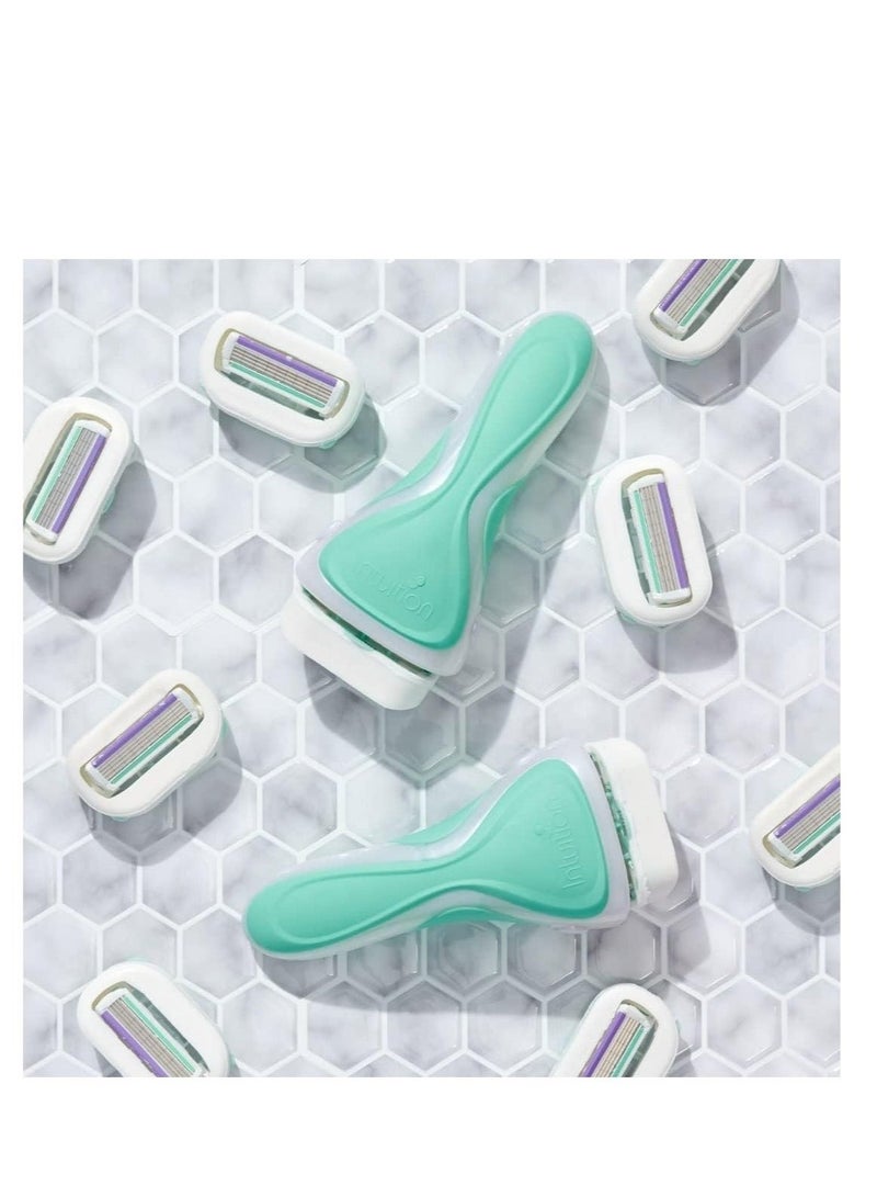 Schick Intuition Shaving razor and foaming mousse with Aloe Vera and Vitamin E - Image 4