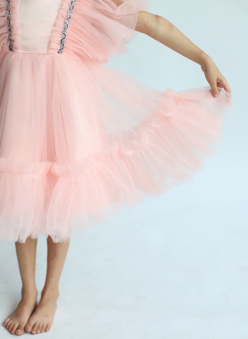 دىدانيالا فستان تول مكشكش - Image 4