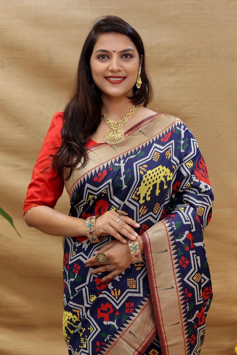 AMIRAT Paithani Patola Silk Beautiful saree For Women | Woven Zari Saree With Blouse Piece (Navy Blue) - Image 4