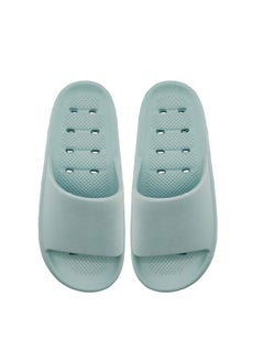 Miniso Stay comfortable and stylish with these blue lightweight bath slippers in size 39-40. 