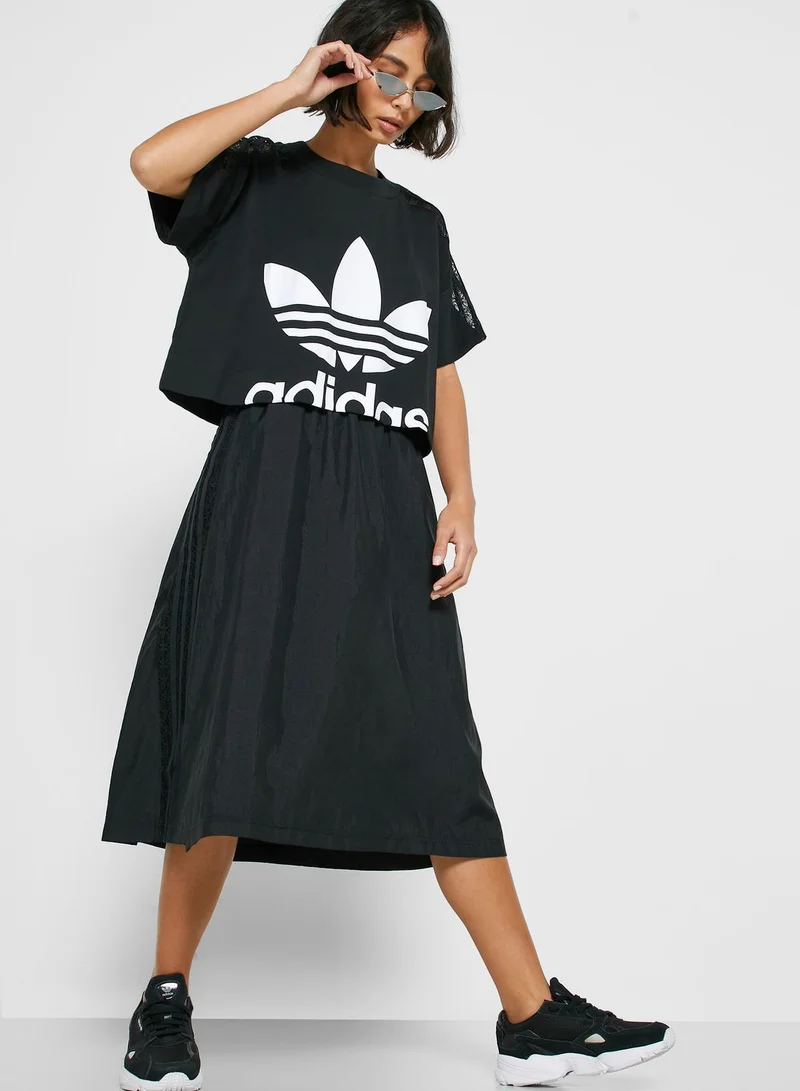 adidas Originals Trefoil Cropped T-Shirt