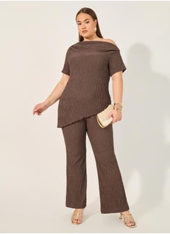 Styli Solid Plus Size Regular Trouser  - Image 1