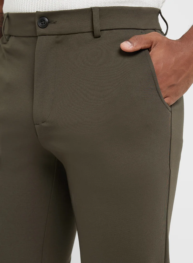 Robert Wood Chino Pant