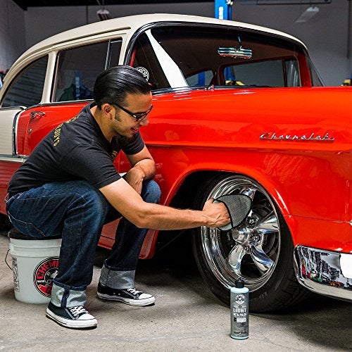 Chemical Guys MIC_403 Microfiber Wheel Wedge and Rim Detailer - Image 2