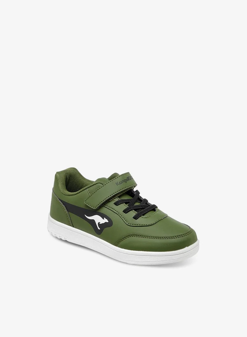 كانغاروس أحذية رياضية للأولاد بنعل خارجي بنمط ألواح مع إغلاق بشريط لاصق