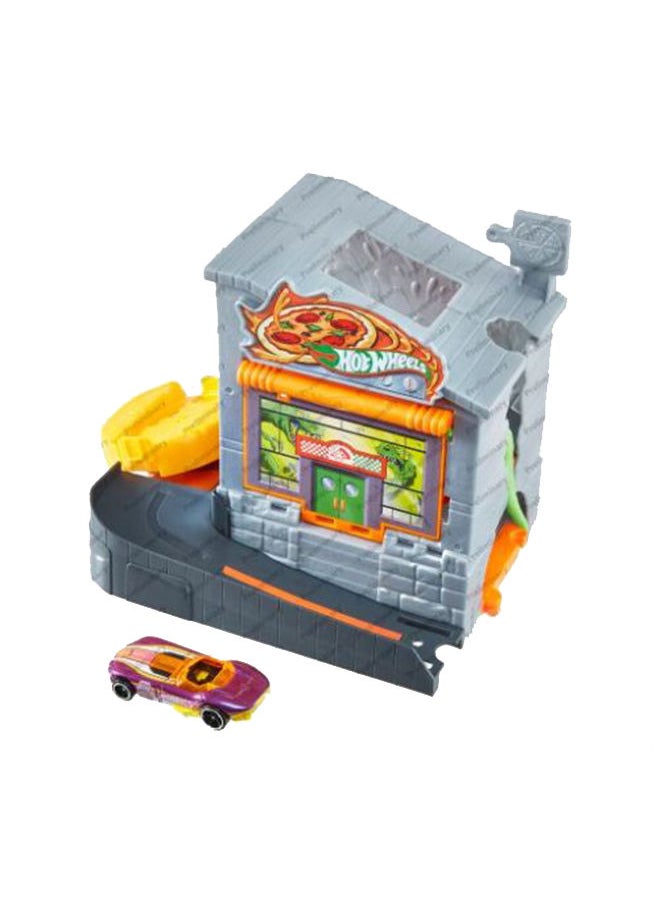 Hot Wheels Hot Wheels City Downtown Pizza Toss Playset Asst.  - Image 1
