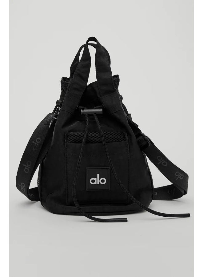 alo ALO Yoga Bucket Bag - Stylish and Portable for Versatile Use 
