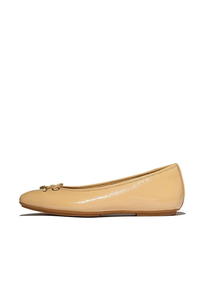 Fitflop DELICATO BOW TEXTURED PATENT-LEATHER BALLET FLATS