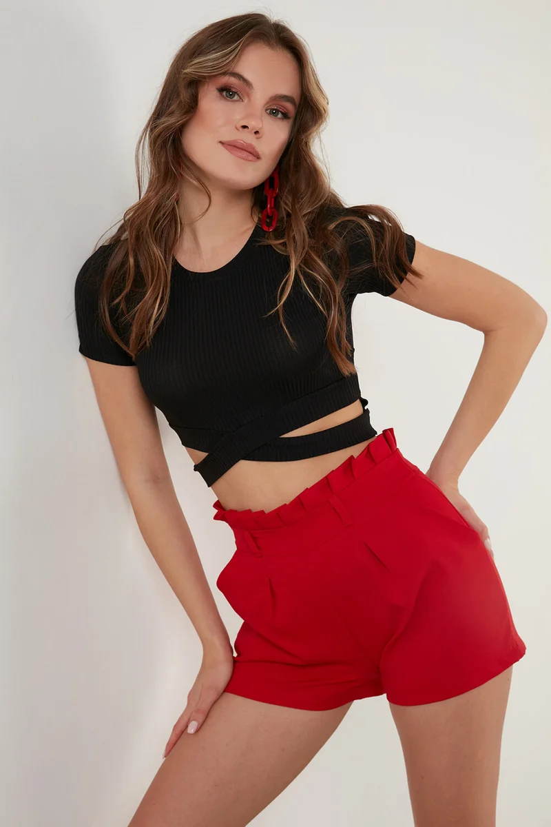 ليلا Ribbed Waist Detailed Short Sleeve Slim Cut Crop Blouse Women's Blouse 5864211