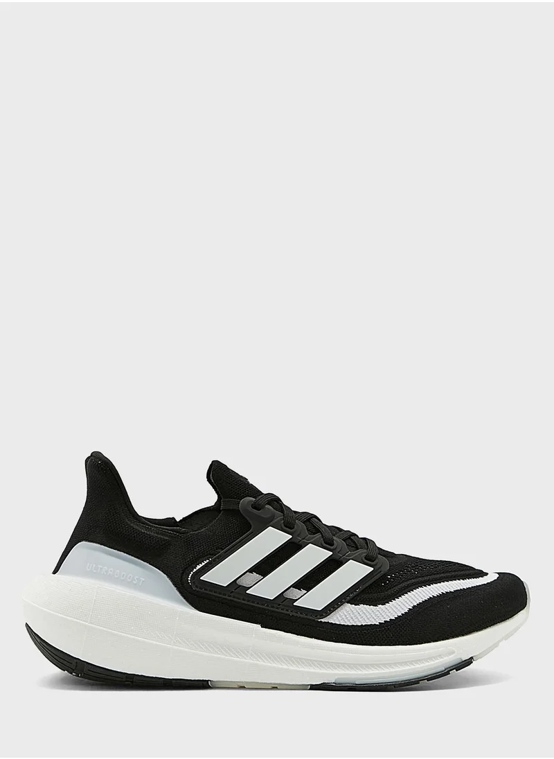 اديداس حذاء رياضي Ultraboost Light