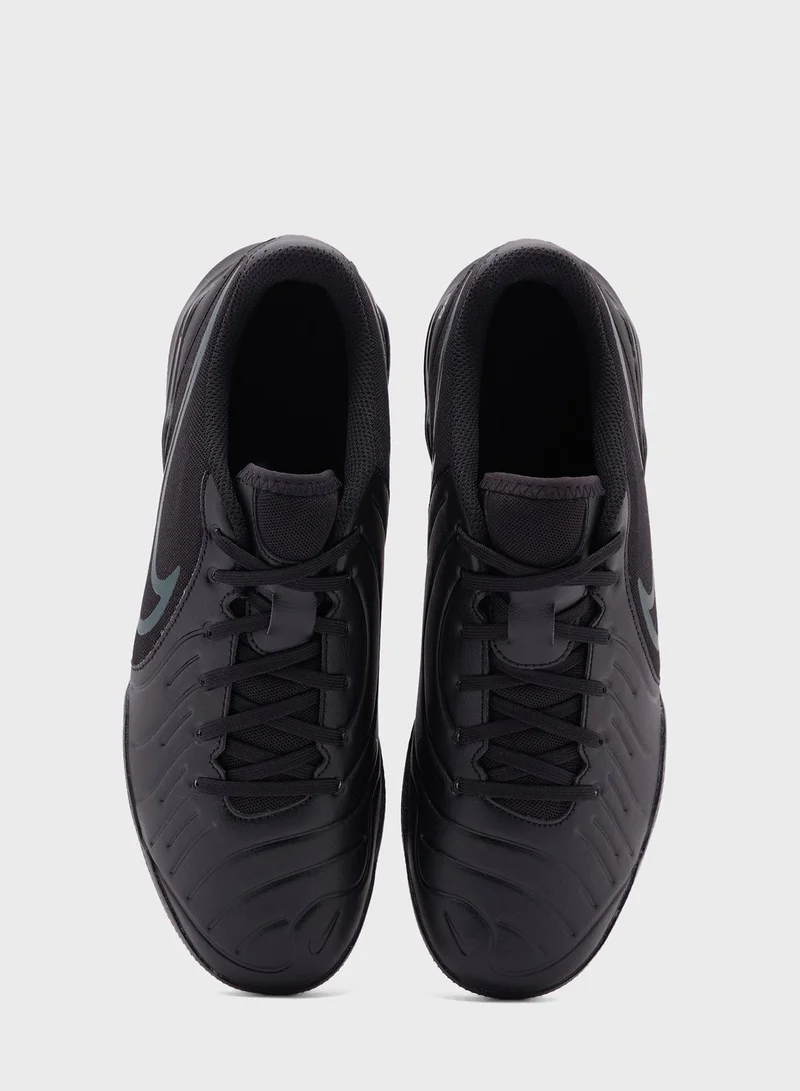 Nike Legend 10 Club IC Football Boots