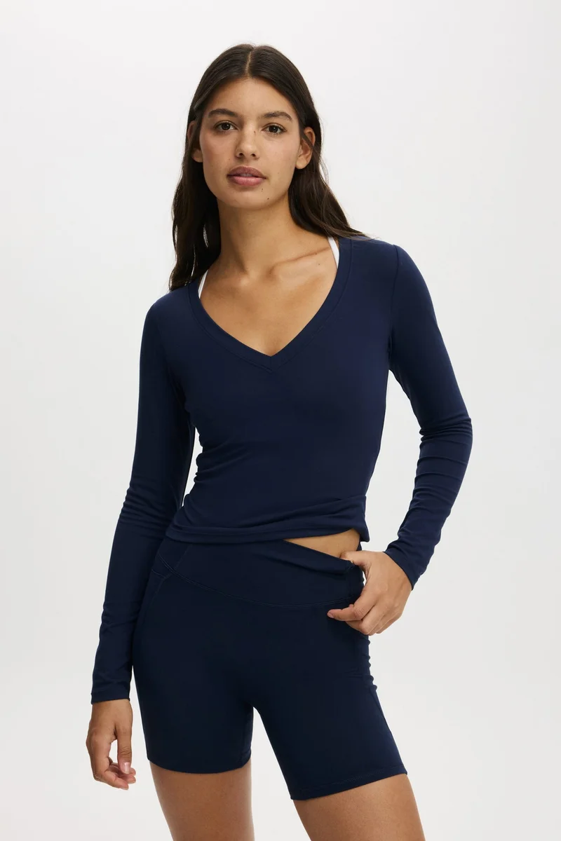 ULTRA SOFT PLUNGE FRONT LONG SLEEVE T-SHIRT