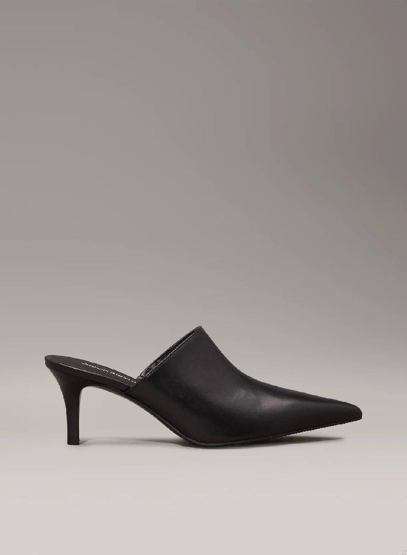 كالفن كلاين جينز حذاء ميول بكعب ستيليتو من الجلد - Image 1