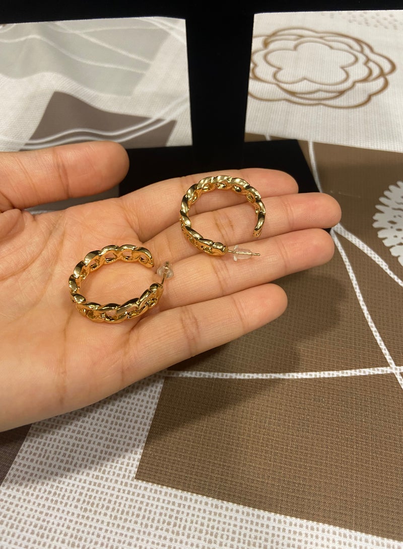 إيكوال حلق اذن نسائي من الاستانلس ستيل مطلي باللون الذهبي عيار 18 - Image 4