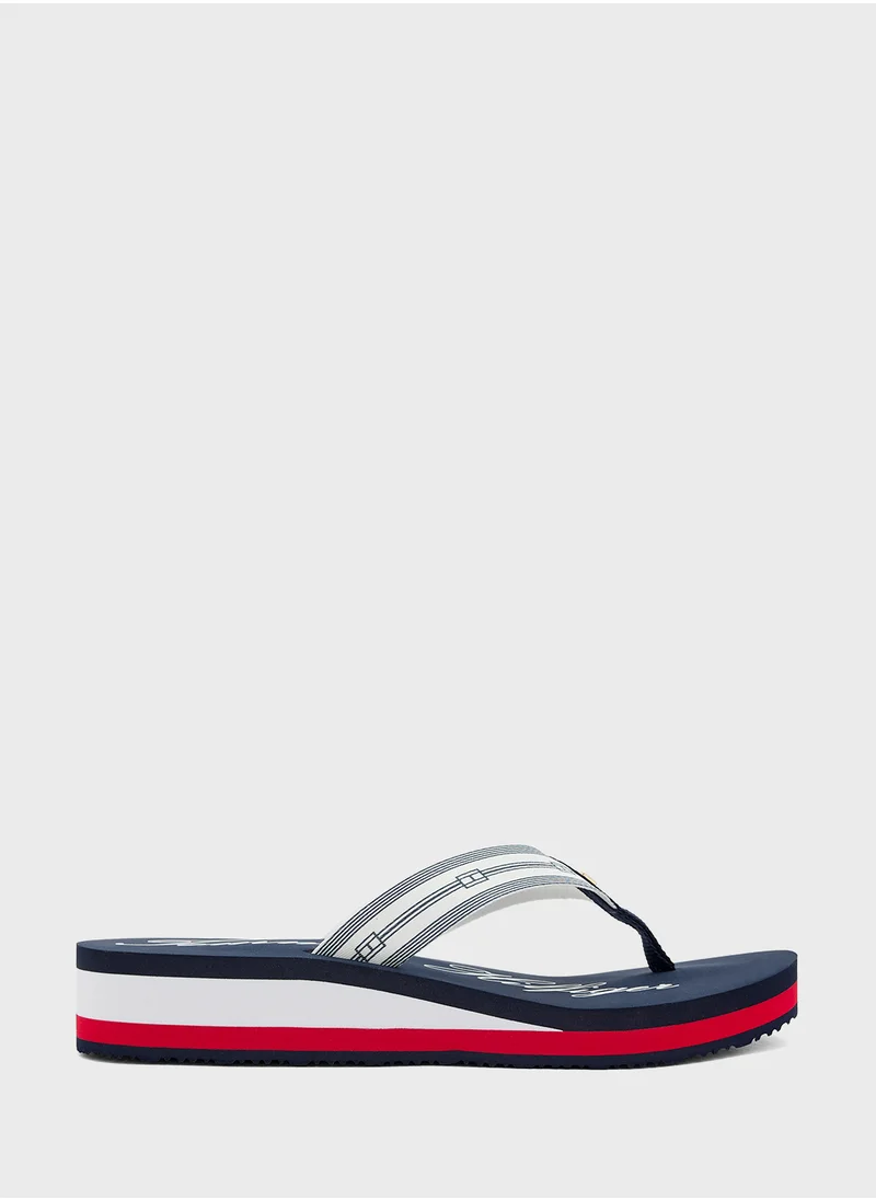 تومي هيلفيغر Multi Strap Flip Flop