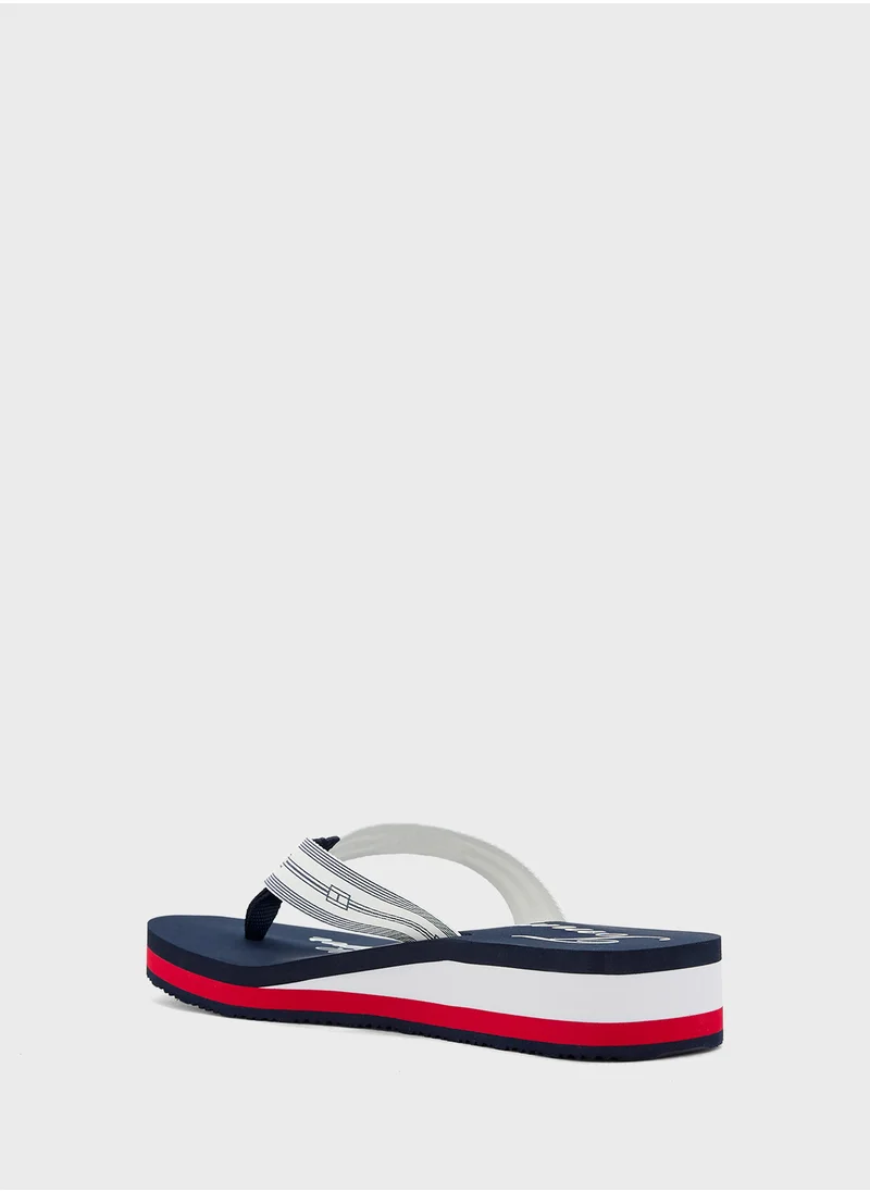 تومي هيلفيغر Multi Strap Flip Flop