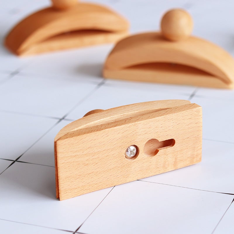 Cross-Border Hot Selling Classic Large Clip Wooden Quilt Hook Wall Hanging Display Carpet Blanket Pendant Quilt Clip(Wooden Tapestry Clip) - Image 5