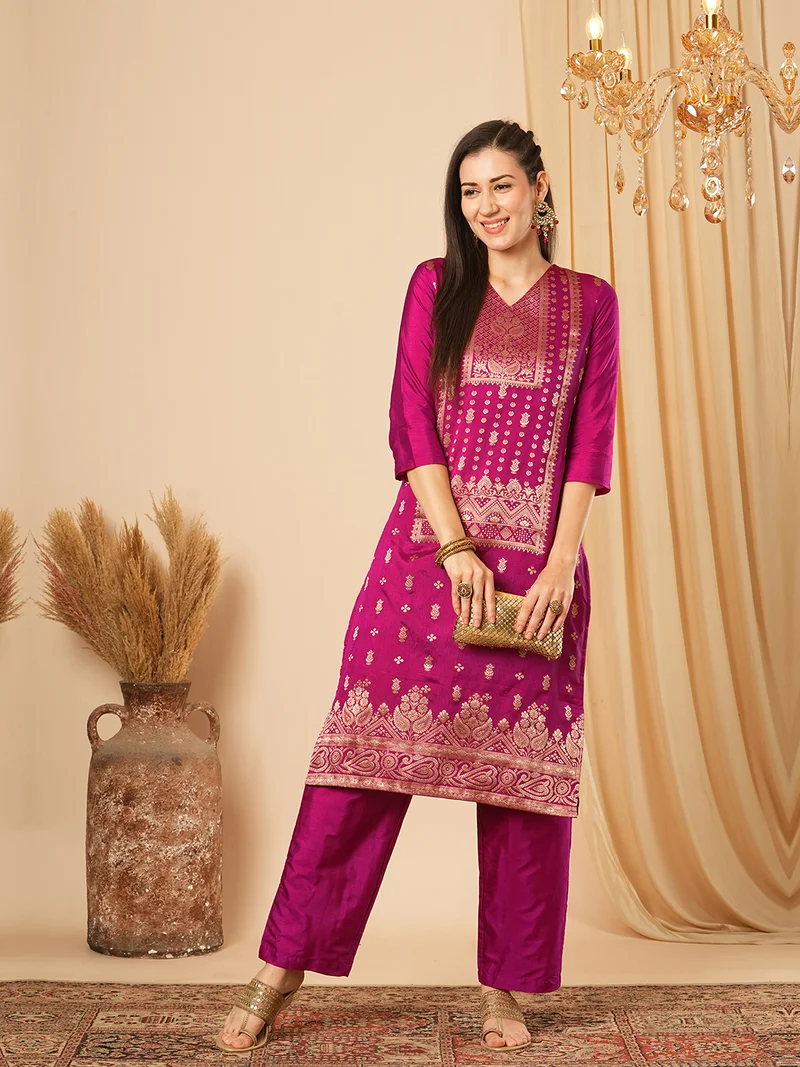 globus Women Ethnic Motifs Regular Kurta With Trousers