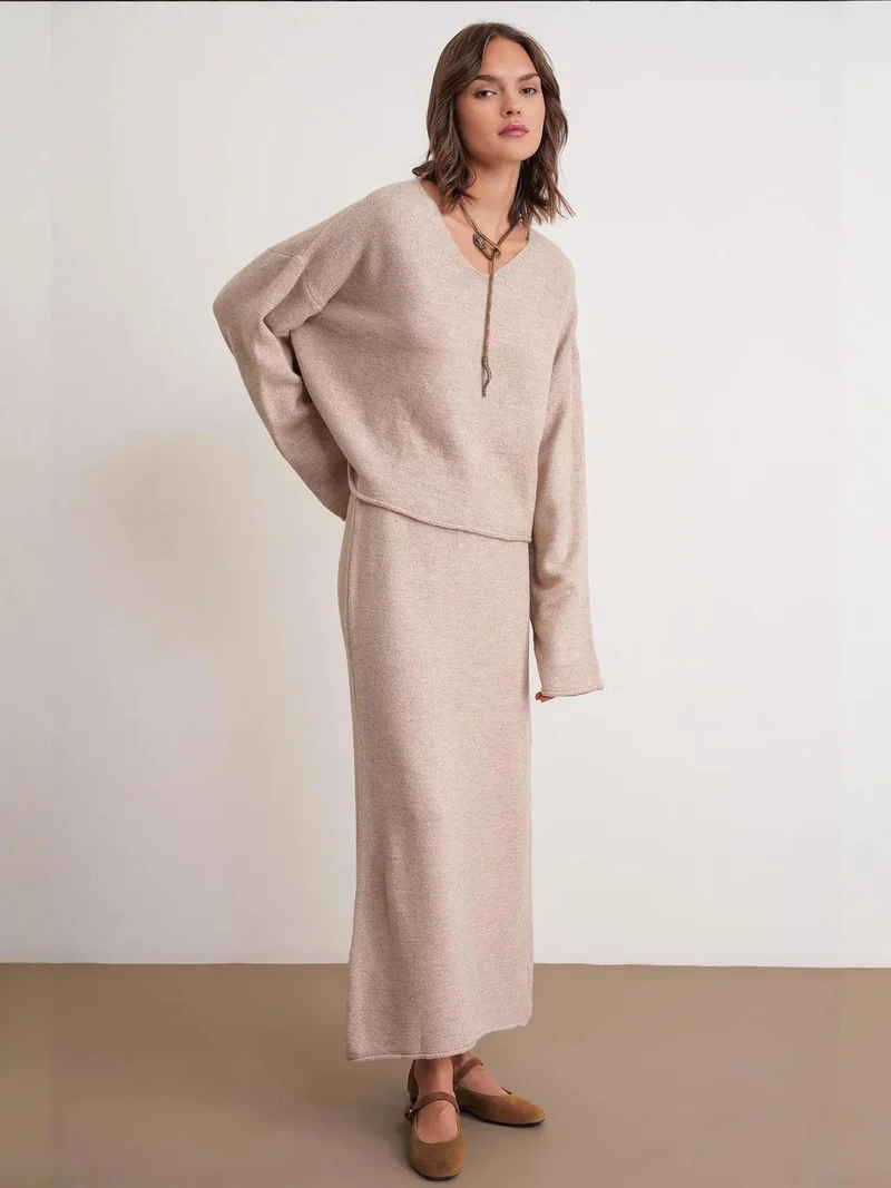 MixRay Mixray V-neck Knitwear Sweater & Skirt Co-ord Set