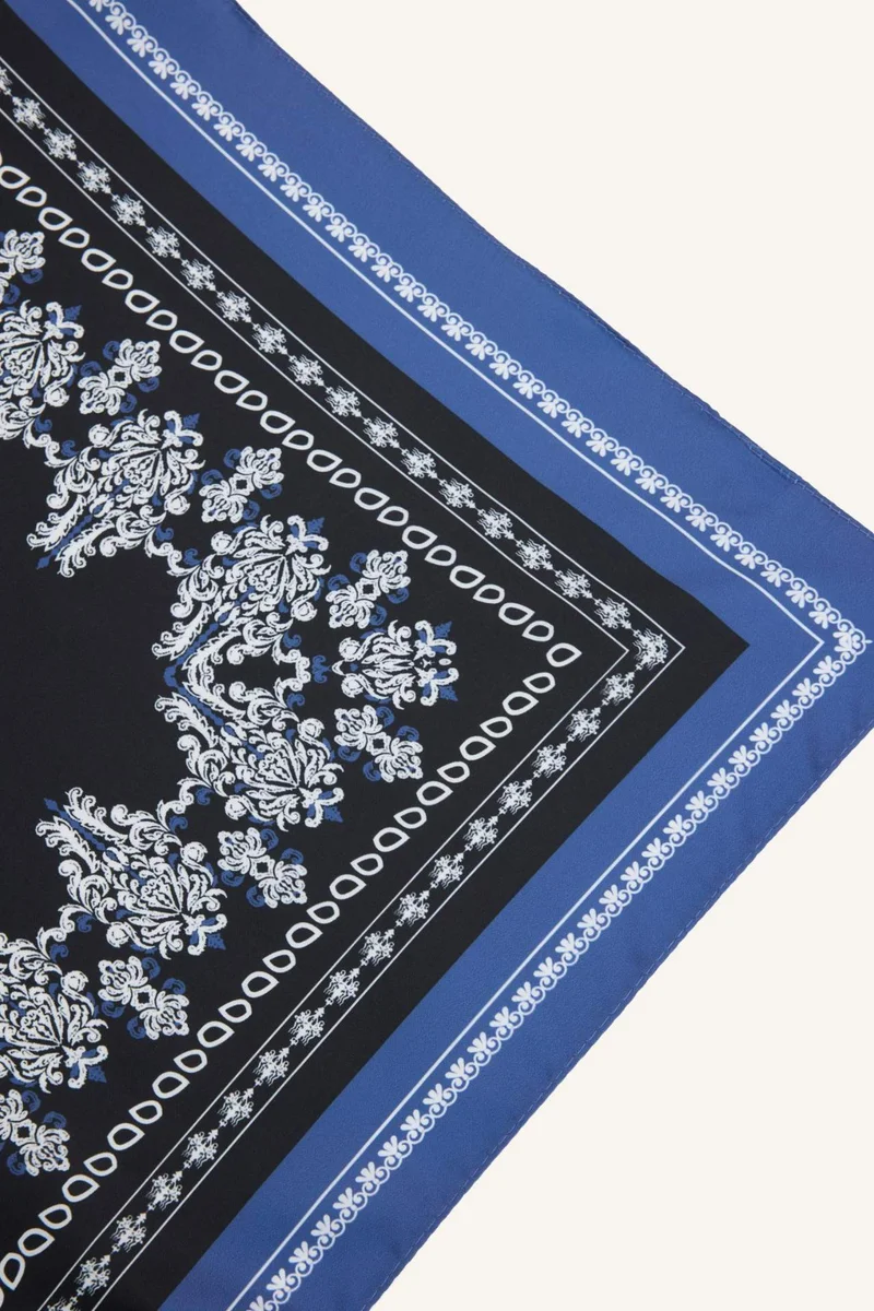 Defacto  Man Printed Shawl for Men | Best Price UAE