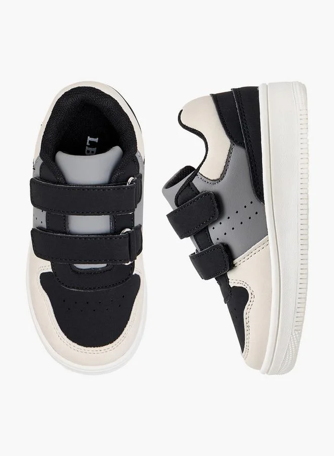 ال بي ال من شو اكسبرس سنيكرز أولاد بنعل خارجي بنقوش مع إغلاق بشريط لاصق