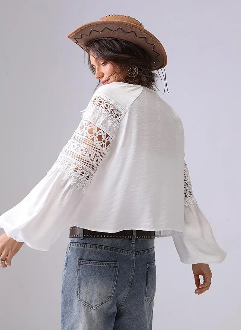 YUNIQEE White V-Neck Long Sleeves Shirt Style Top