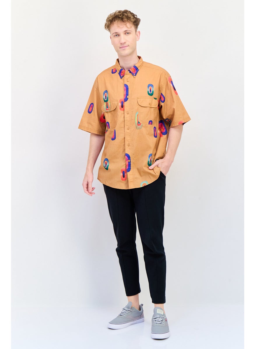 Levi's Men Regular Fit Short Sleeves Printed Casual Shirt, Multicolor  - Image 4
