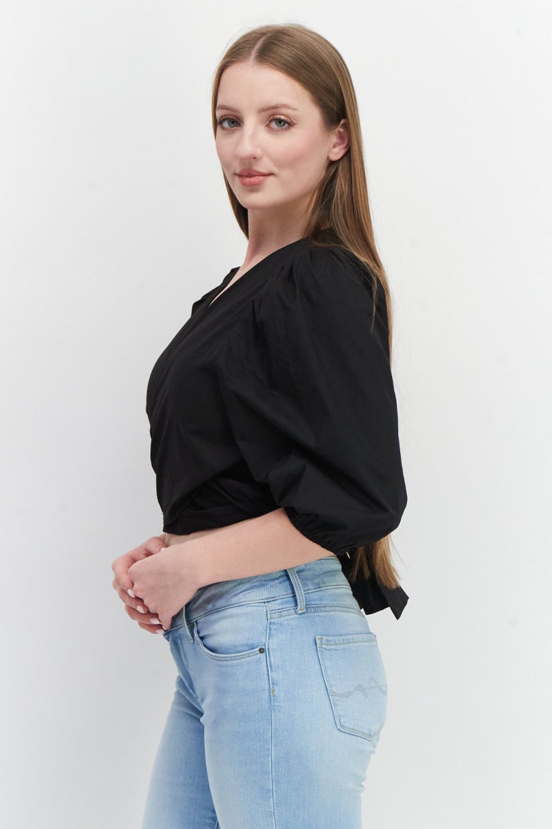 In the style Women V Neck Long Sleeve Tie Front Solid Crop Top, Black - Image 4