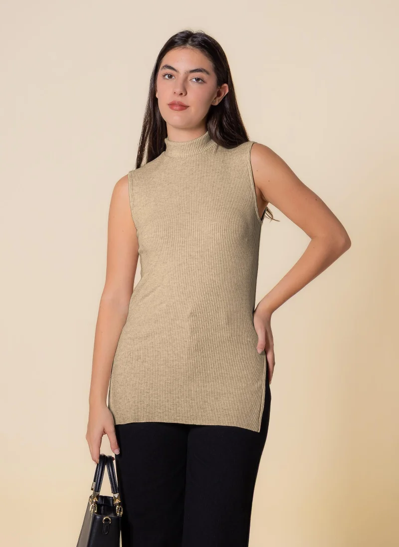SHAPES HIGH NECK KNITTED TOP