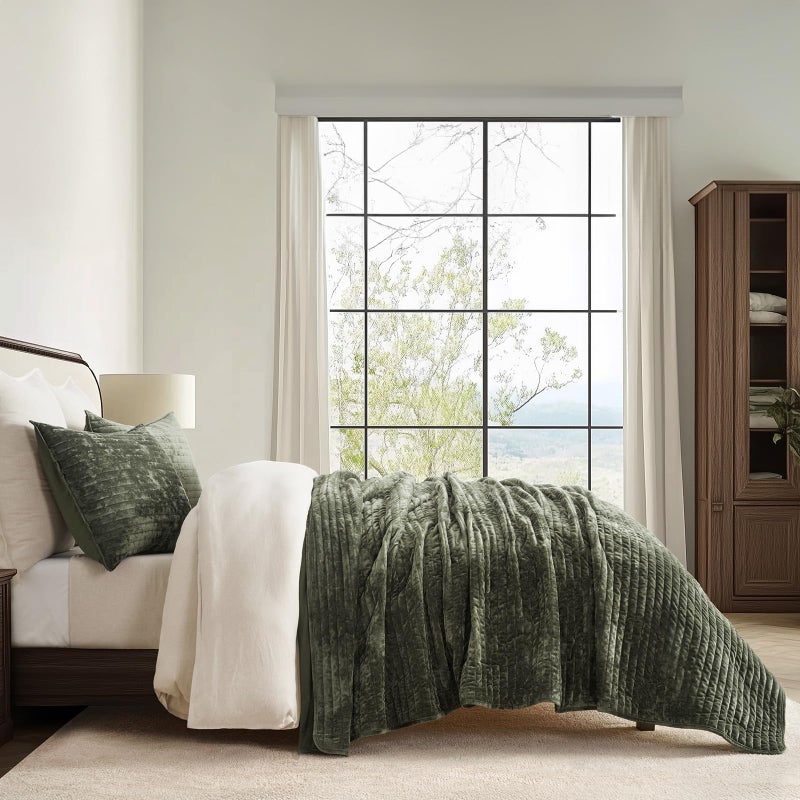 EVERGRACE Velvet Quilt Set King Size, Luxurious Soft Striped Channel Bedding Set, Lightweight Velvet Comforter for All Season, Oversized Bedspread Coverlet with 2 Matching Shams, Olive Green - Image 5
