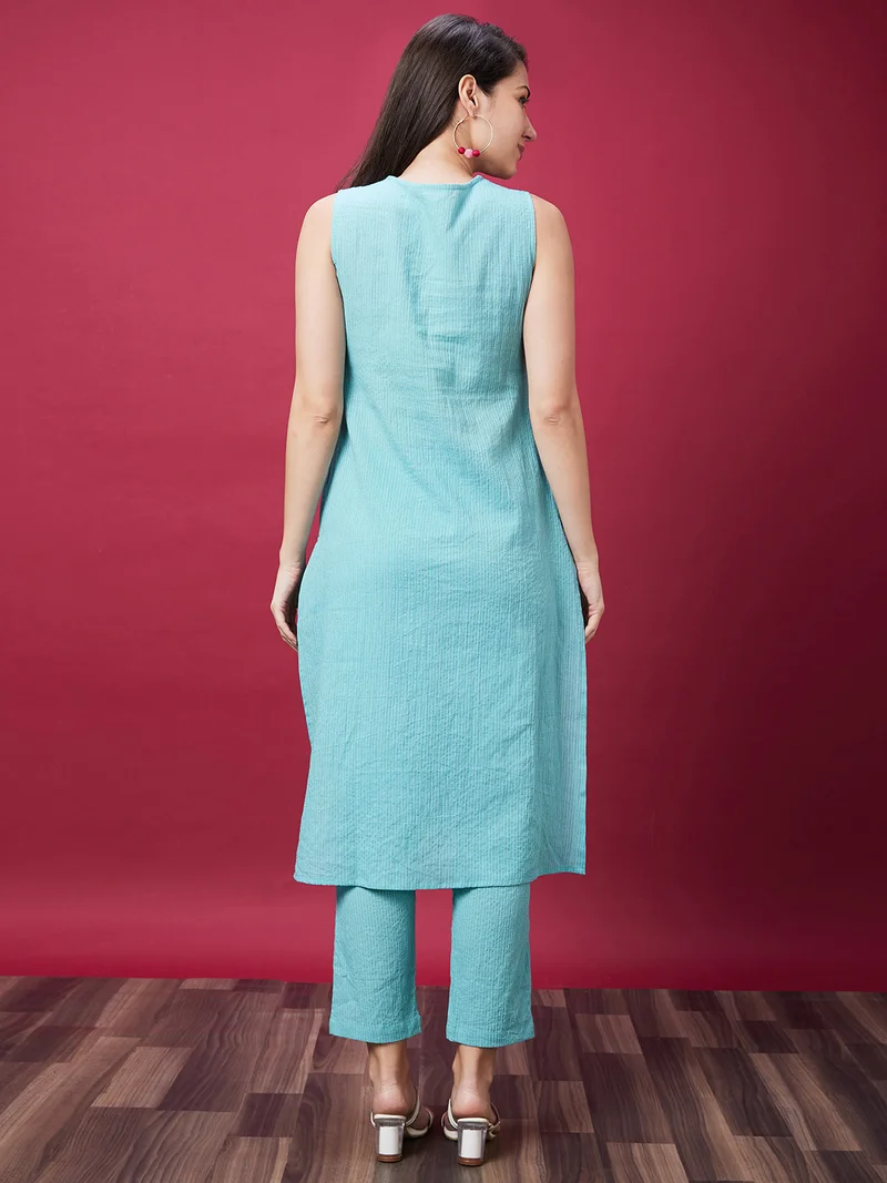 جلو باص Women Ethnic Motifs Mirror Work Yoke Design Regular Pure Cotton Kurta With Trousers