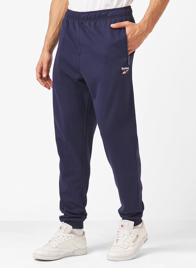 ريبوك بدلات رياضية بسحاب وشعار بنك - Image 3